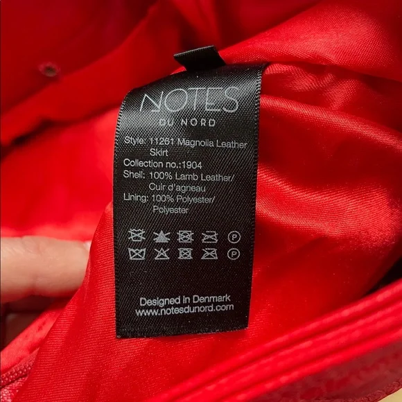 Red Leather Mini Skirt size 34 (XS/S) - Picture 8 of 9